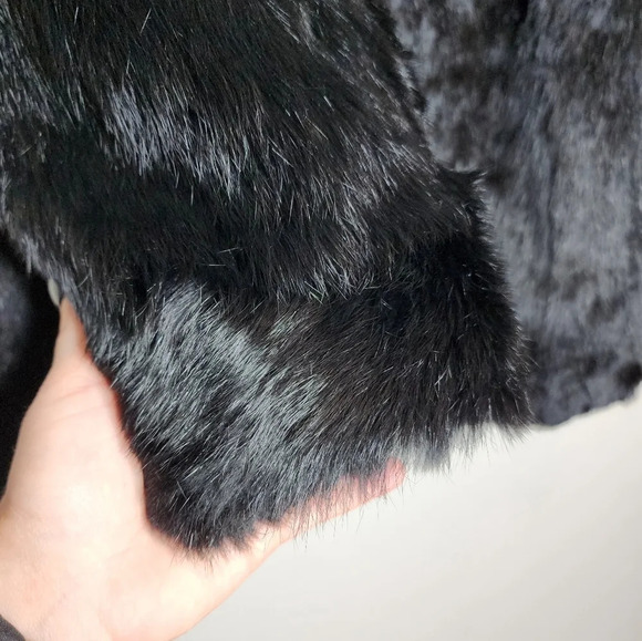 Somerset Furs Rabbit Fur Black Coat Size Medium - Picture 13 of 17